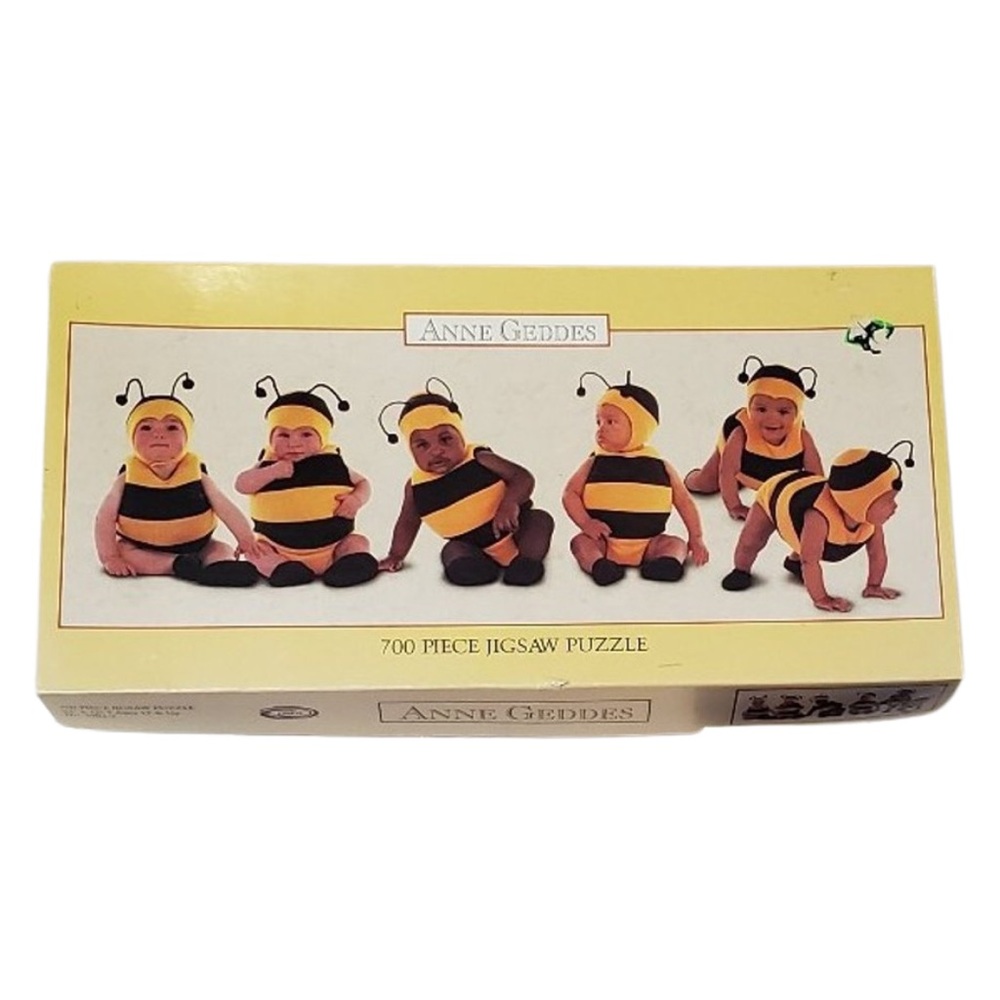 Anne Geddes 700 Pc (Sealed) Jigsaw Puzzle Baby Bumble Bee